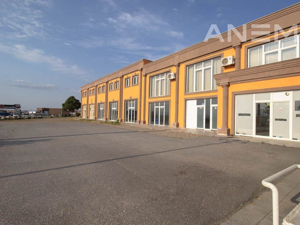 Objekt me qira 5000m² në Prelezë të Ferizajit 3