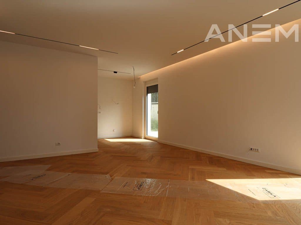 Shtëpi në shitje 217.6m² në lagjen Qershia Village
