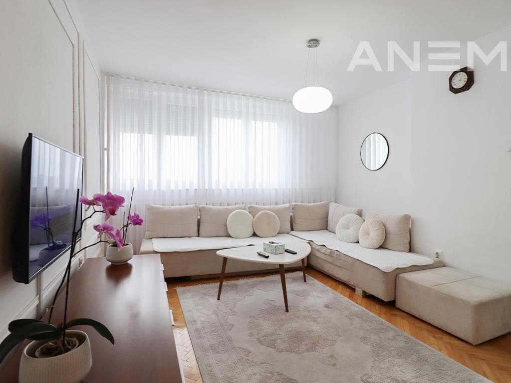 Banesë në shitje 65m² në Bregun e Diellit 2