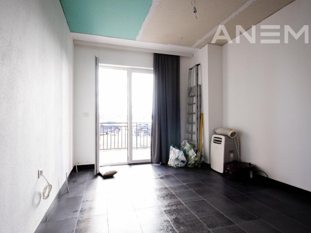 Banesë në shitje 88m² në Lakrishtë 3