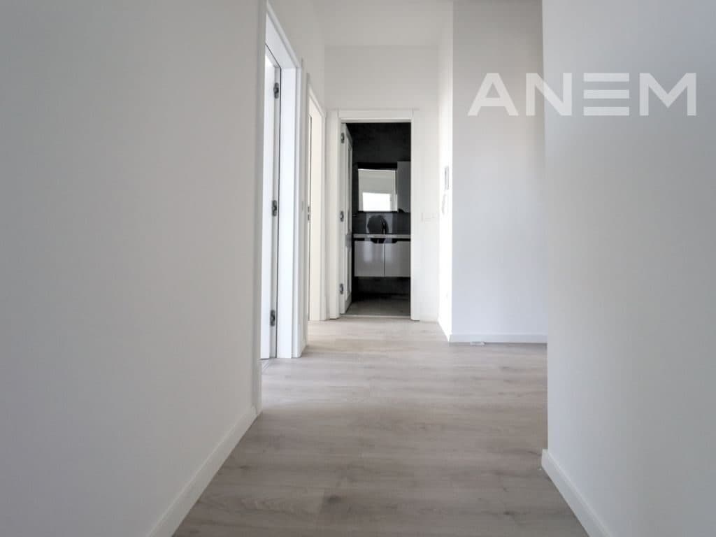 Banesë në shitje 105.77 m² në Lakrishtë 4