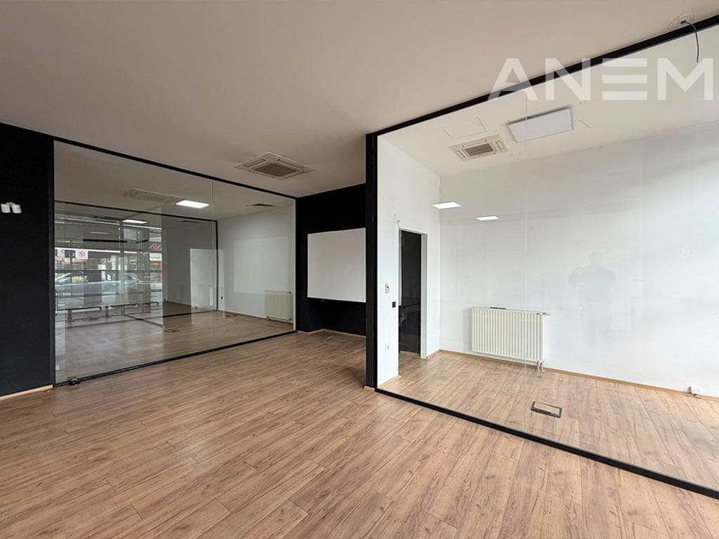 Lokal me qira 410m2 +200m2 bodrum në Qendër 4