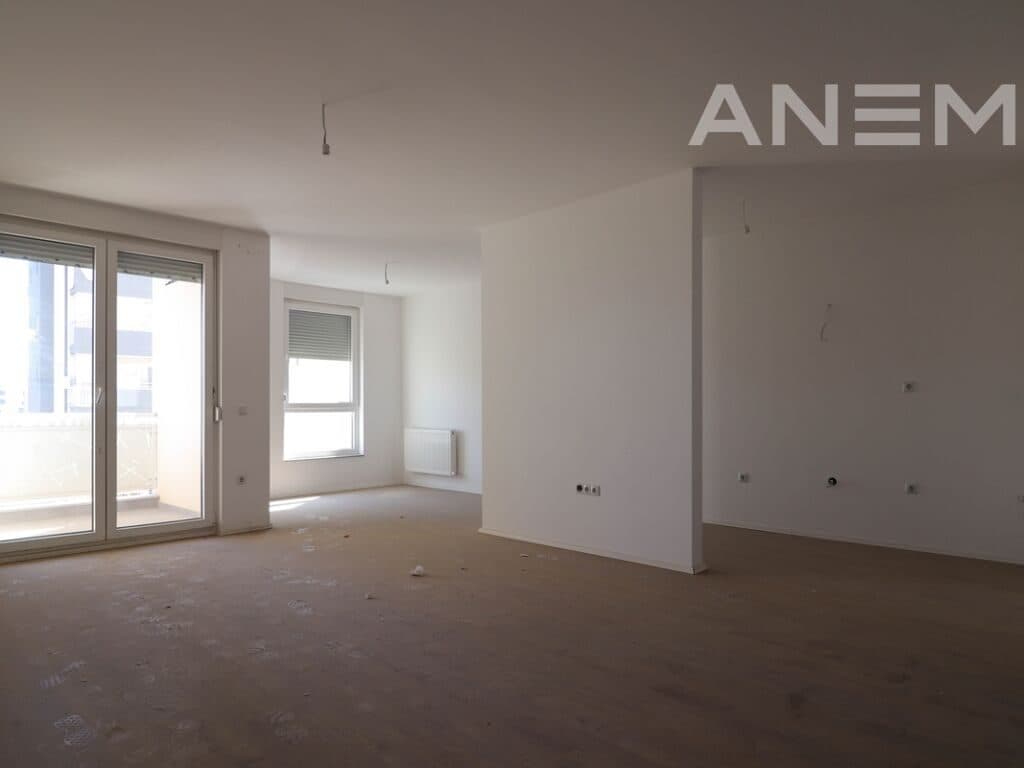 Banesë në shitje 100m² në lagjen Mati 1 2