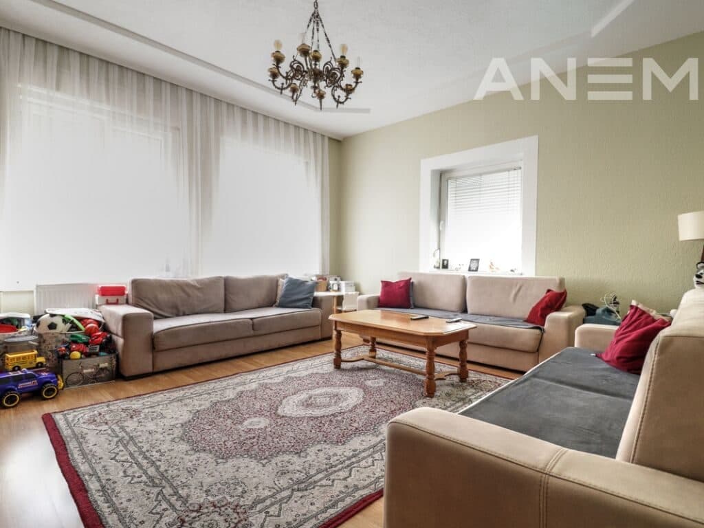 Banesë në shitje 80m² në Qendër 3