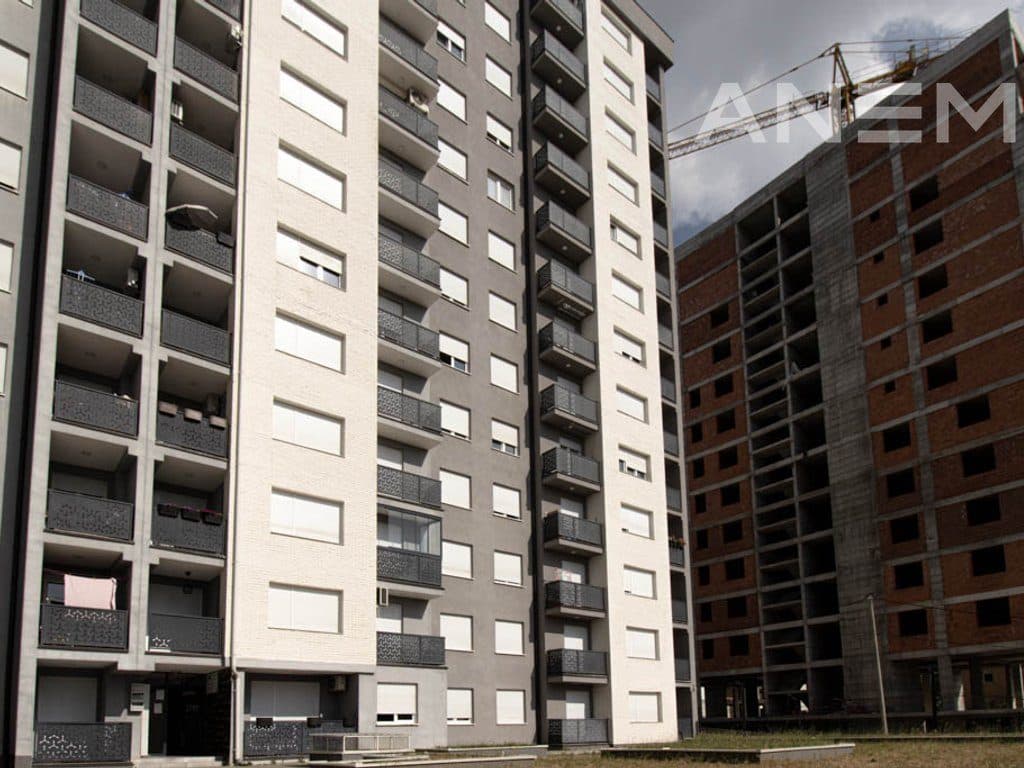 Banesë në shitje 73.28m² në Mahallën e Muhaxherëve 4
