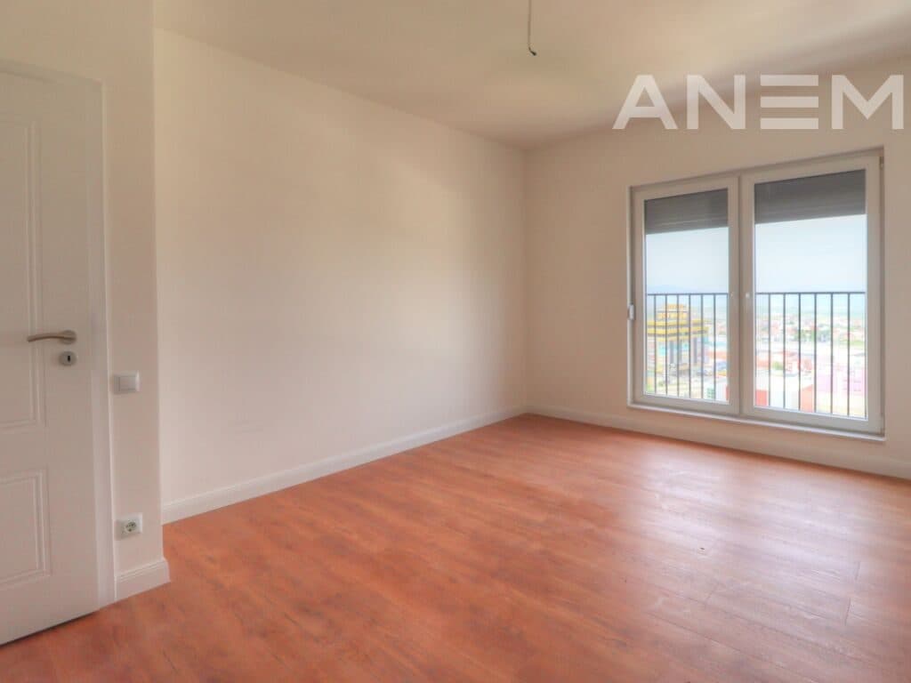 Banesë në shitje 115m² në Veternik 4