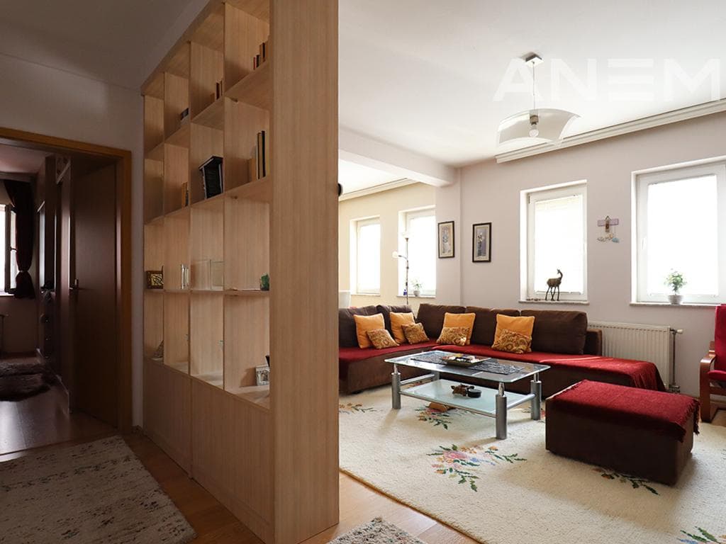 Banesë në shitje 72m² në Qendër 2