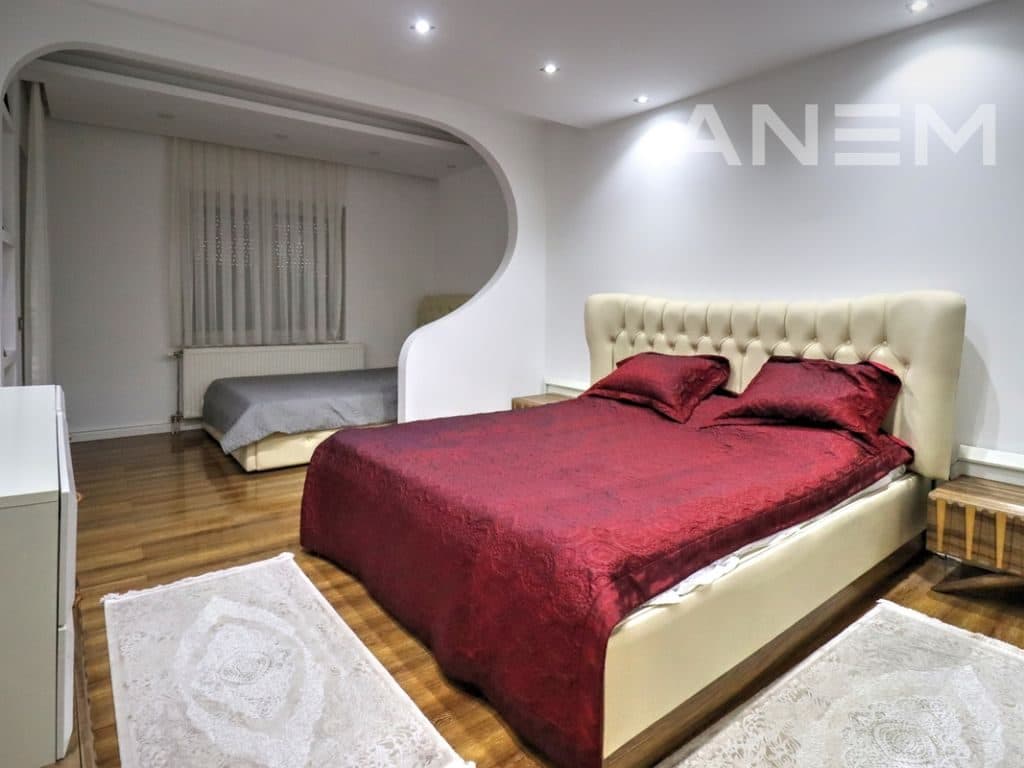 Shtëpi në shitje 320m² në lagjen Lagjja Jonë