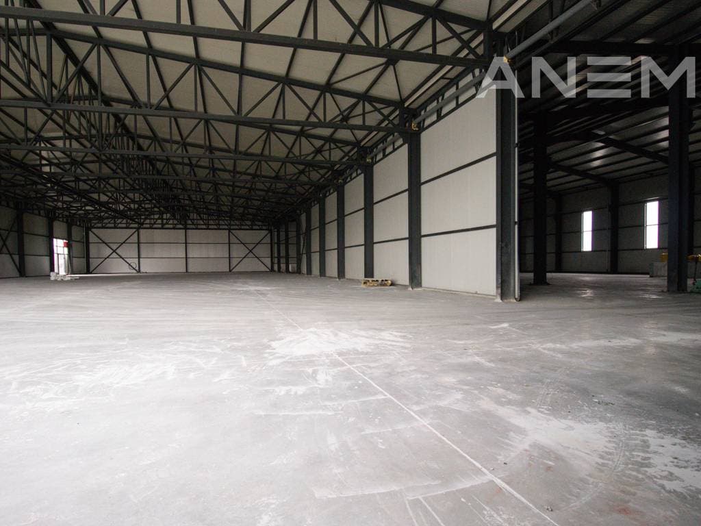 Objekt me qira 3550m² në Lipjan 2