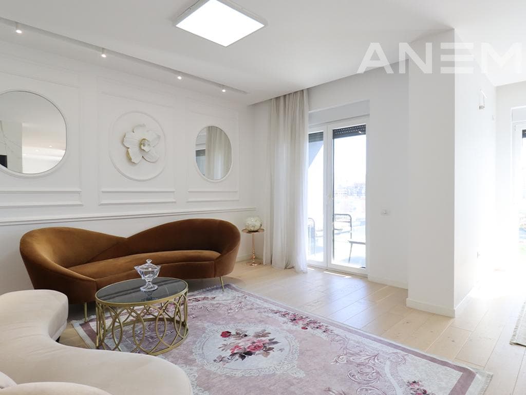 Banesë në shitje 198.1m² në Veternik 2