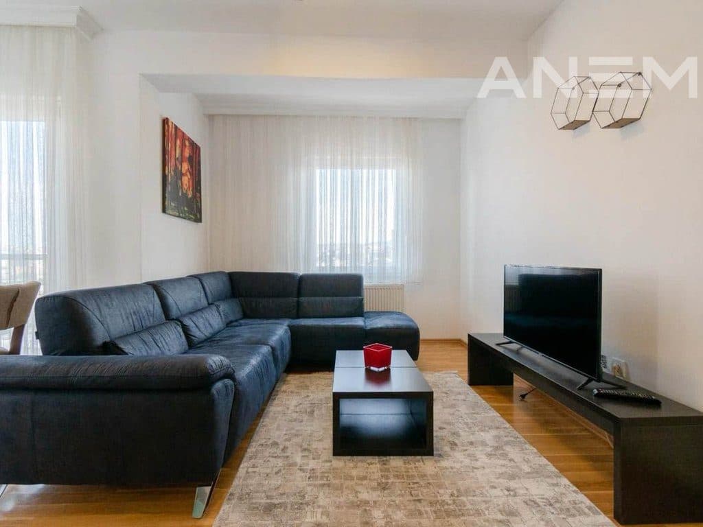 Banesë me qira me 2 dhoma gjumi në lagjen Kalabria