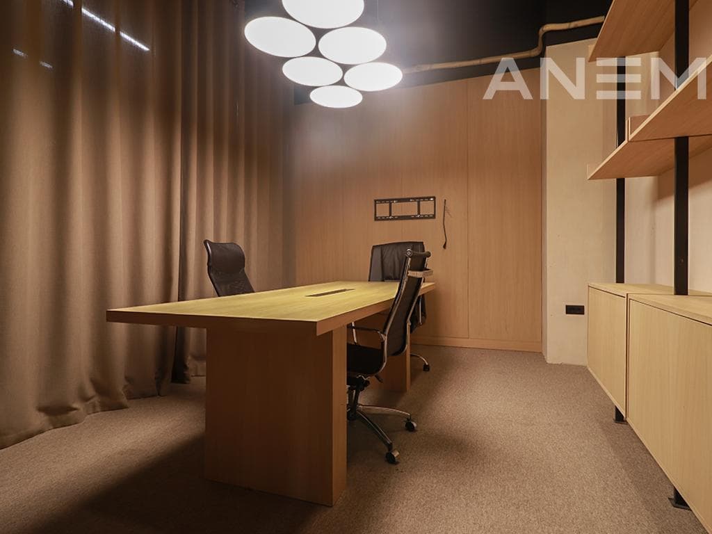 Zyre me qira me 4 hapësira pune në Arbëri 3
