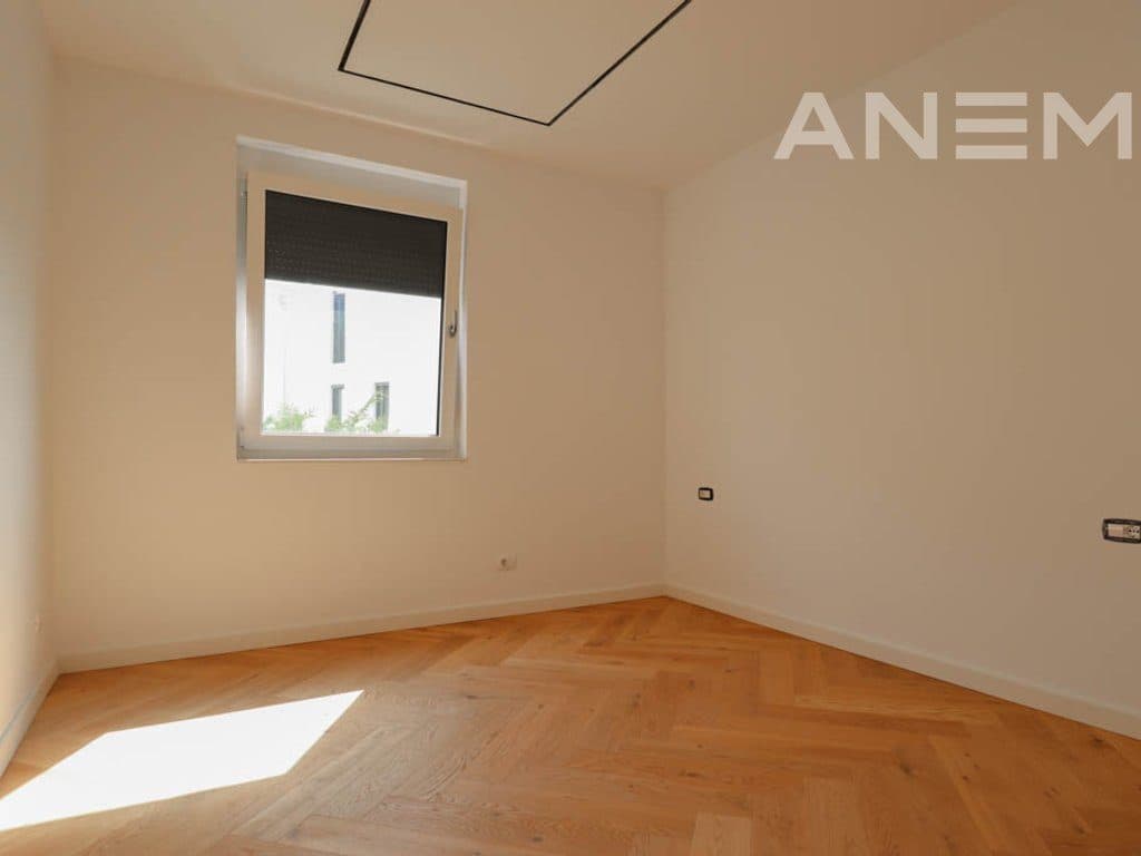 Shtëpi në shitje 217.6m² në lagjen Qershia Village
