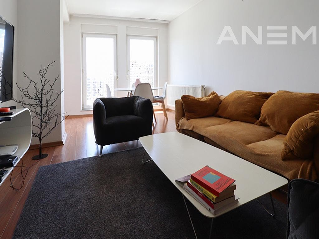 Banesë në shitje 65m² në Rrugën C