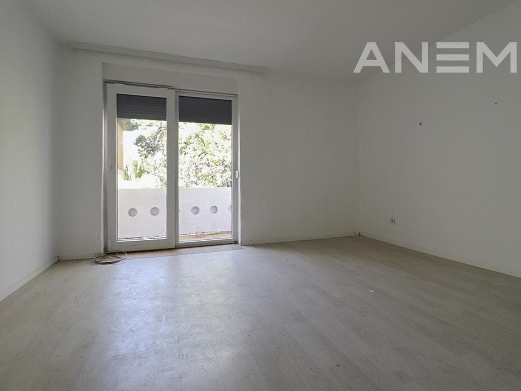 Banesë me qira me një dhomë gjumi te Qafa