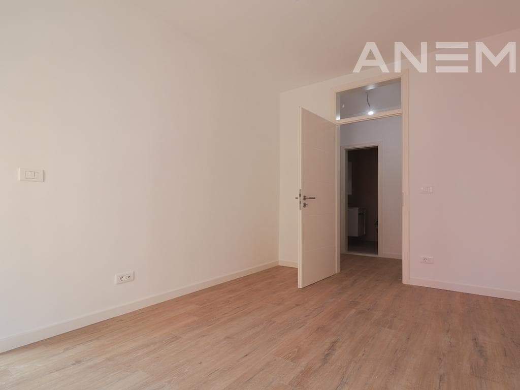 Banesë në shitje 86m² në Rrugën C