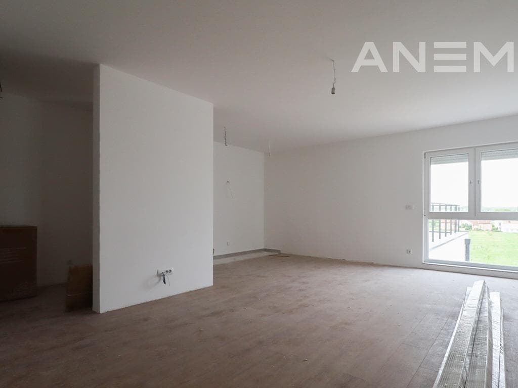 Banesë në shitje 112.931m² në Fushë Kosovë