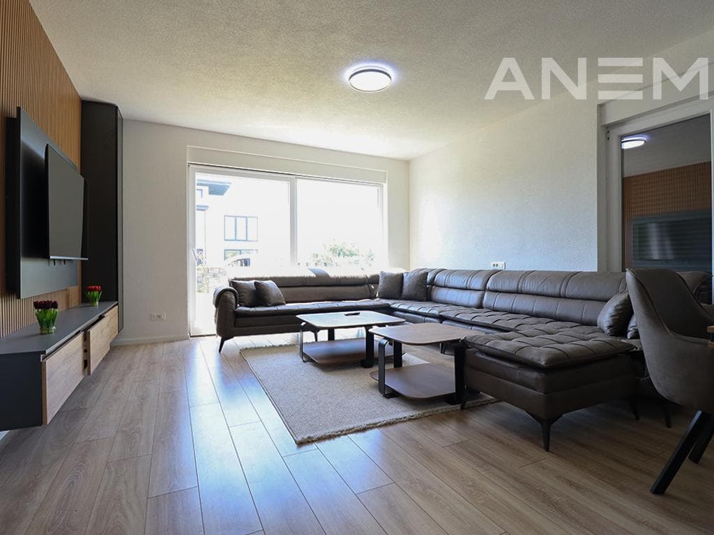 Shtëpi në shitje 390m² në fshatin Lepi