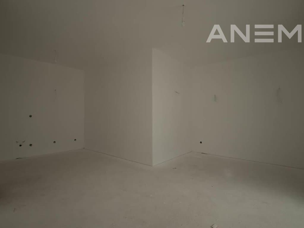 Banesë në shitje 99.98m² në Veternik 4
