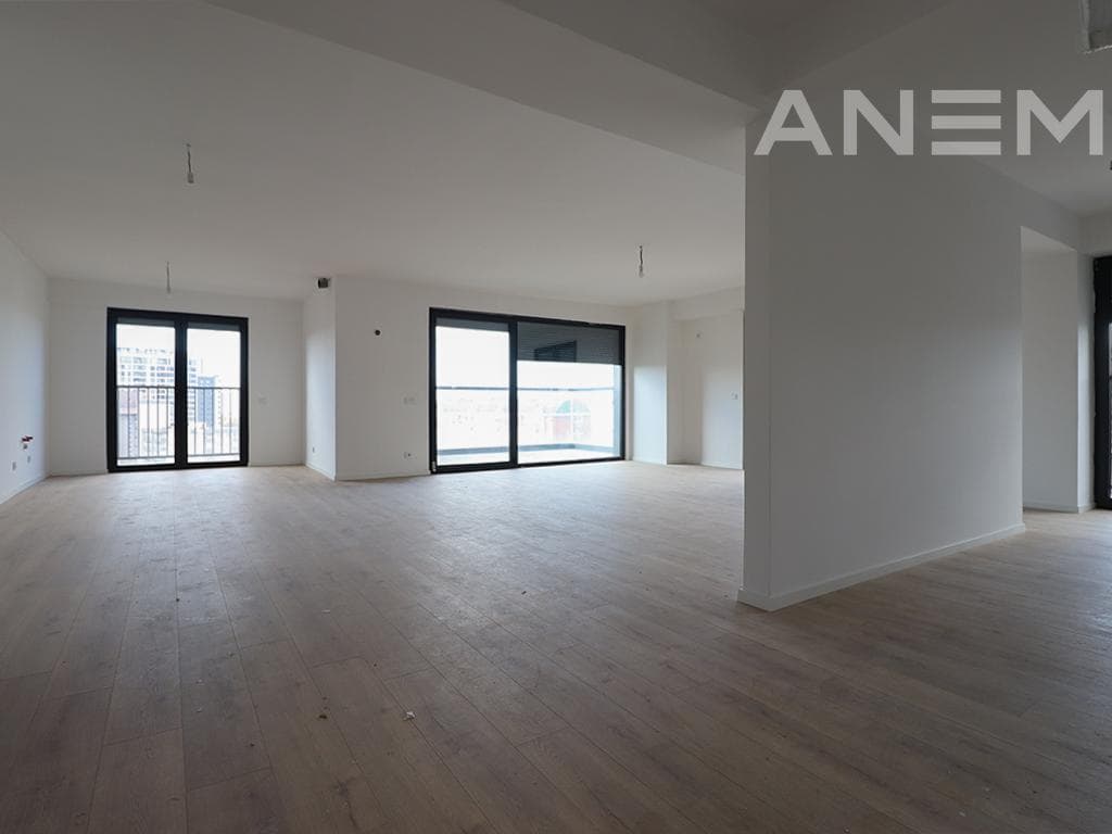 Penthouse me qira me 3 dhoma gjumi në Lakrishtë 2