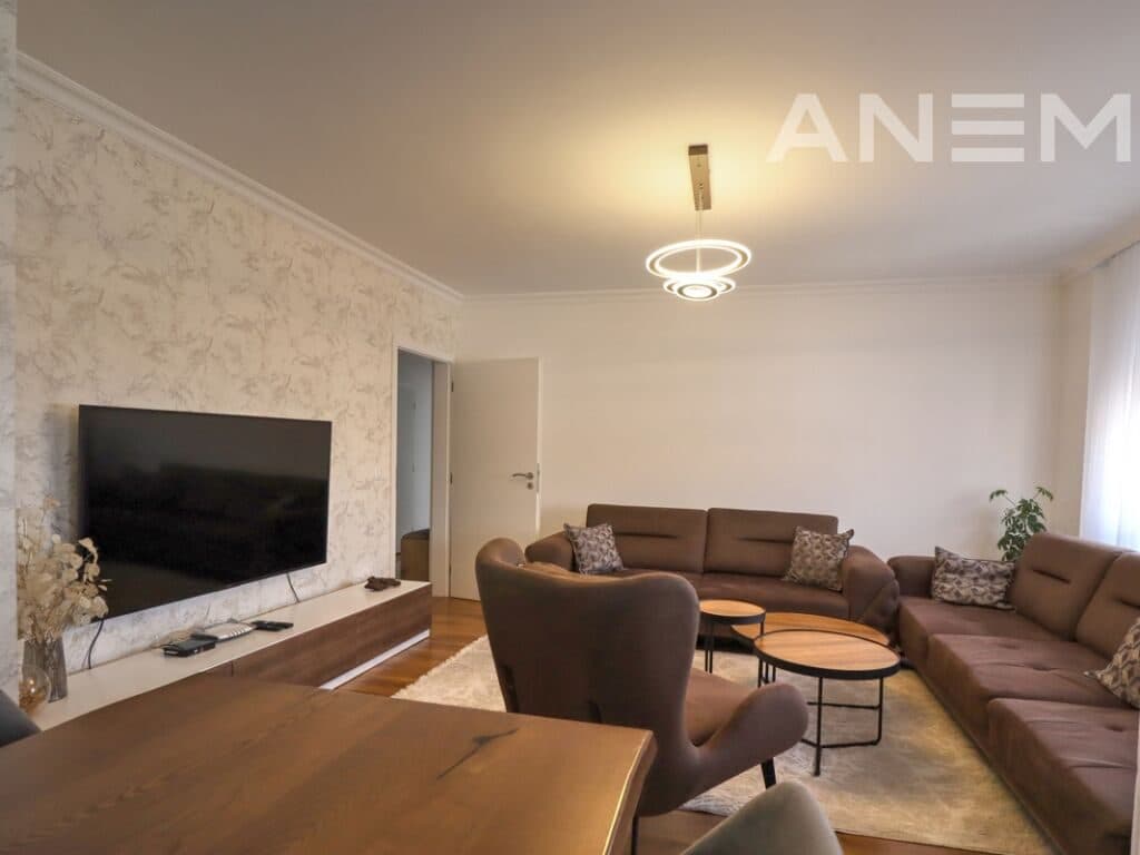 Banesë në shitje 120m² në lagjen e Muhaxherëve 2