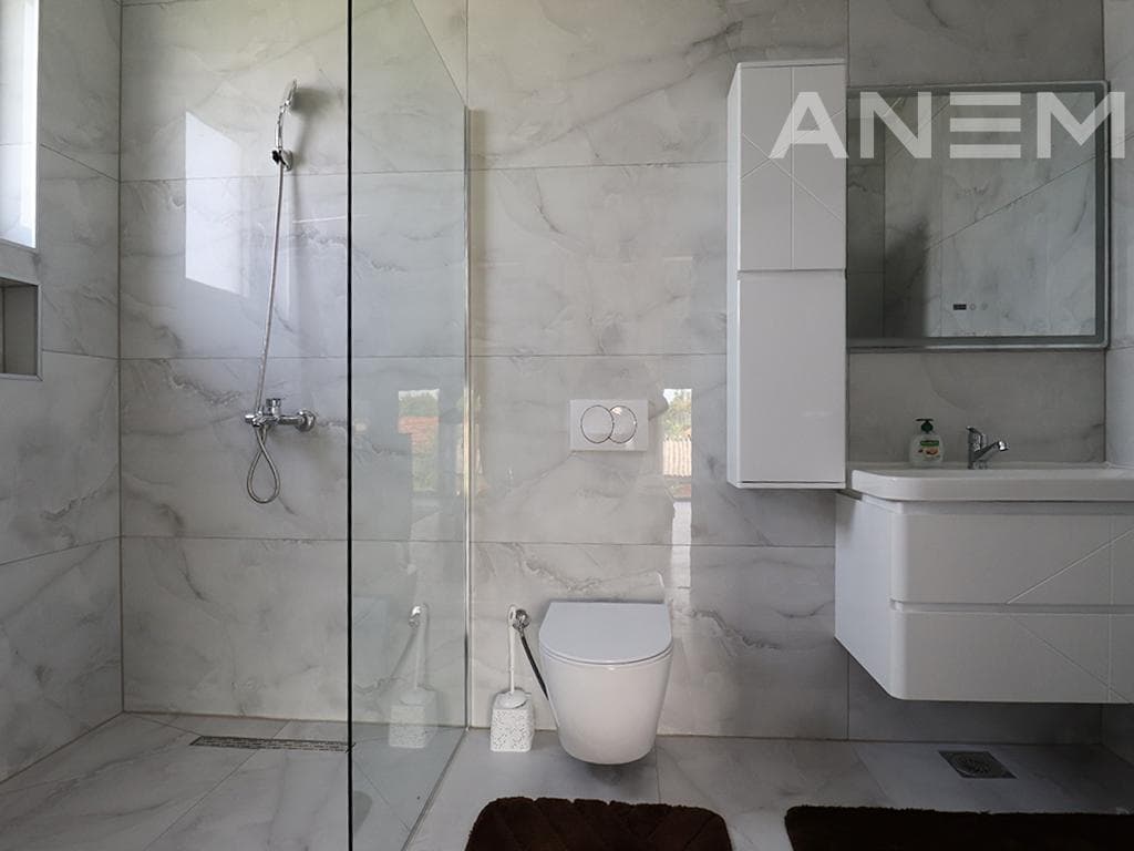 Shtëpi në shitje 390m² në fshatin Lepi