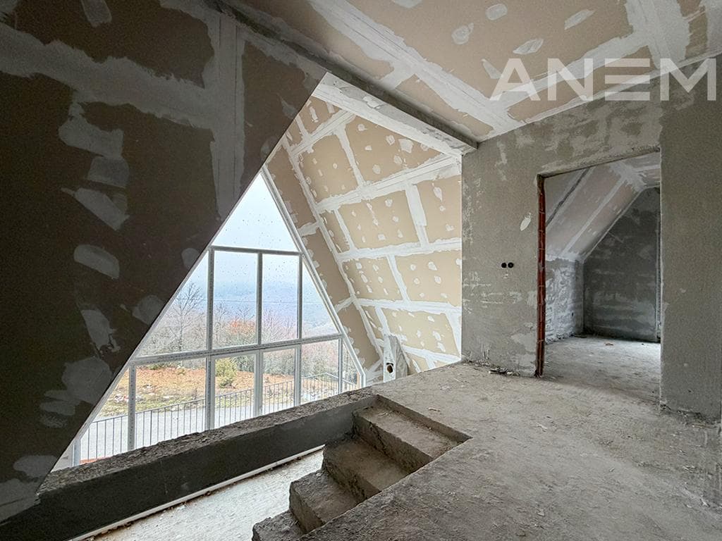 Vilë në shitje 140m² në Novobërdë