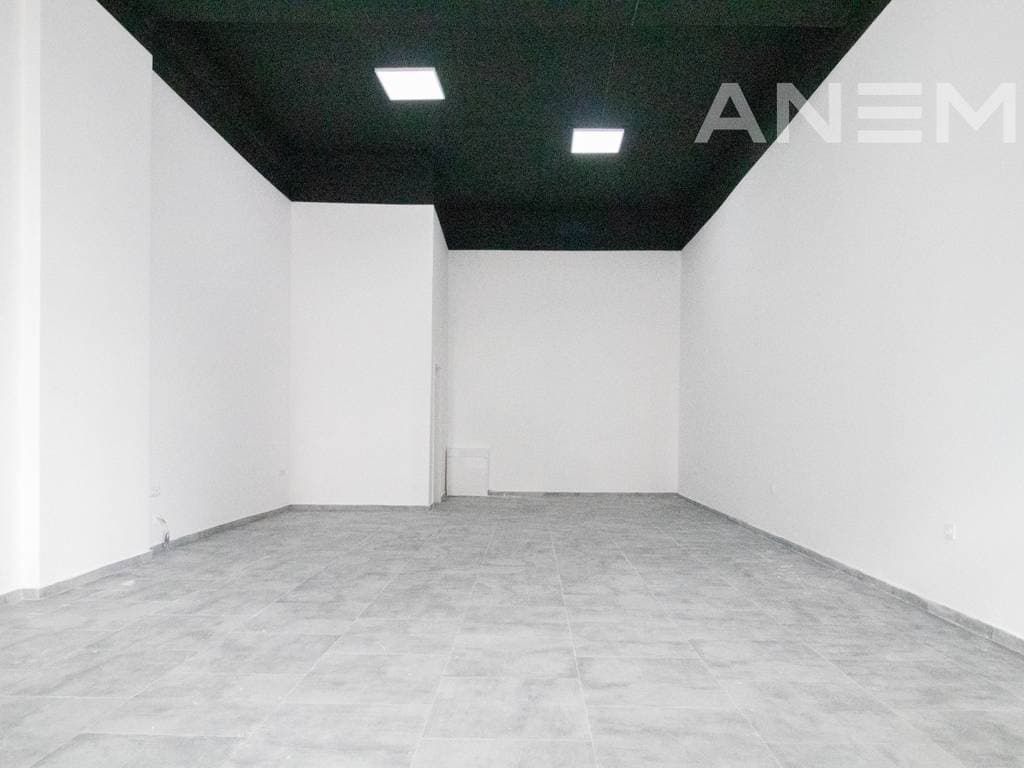 Lokal me qira 72m² në lagjen Arbëria