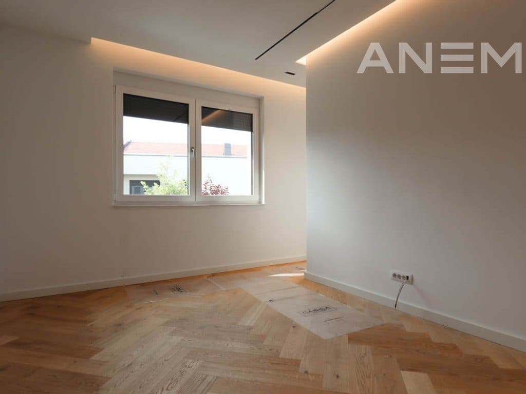 Shtëpi në shitje 217.6m² në lagjen Qershia Village