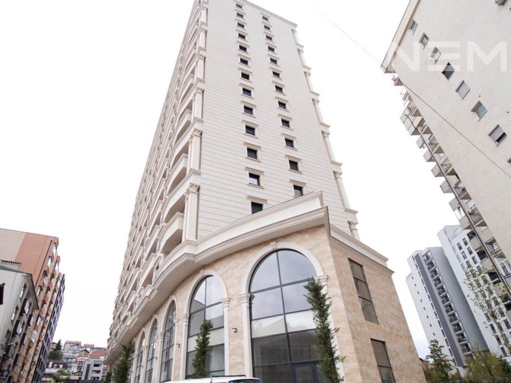 Lokal në shitje 150m² në lagjen Tophane
