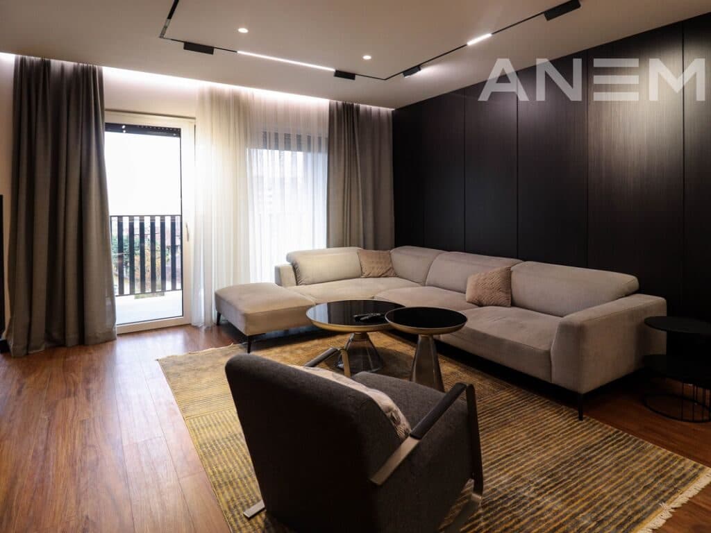 Banesë në shitje 106m² në Veternik 3