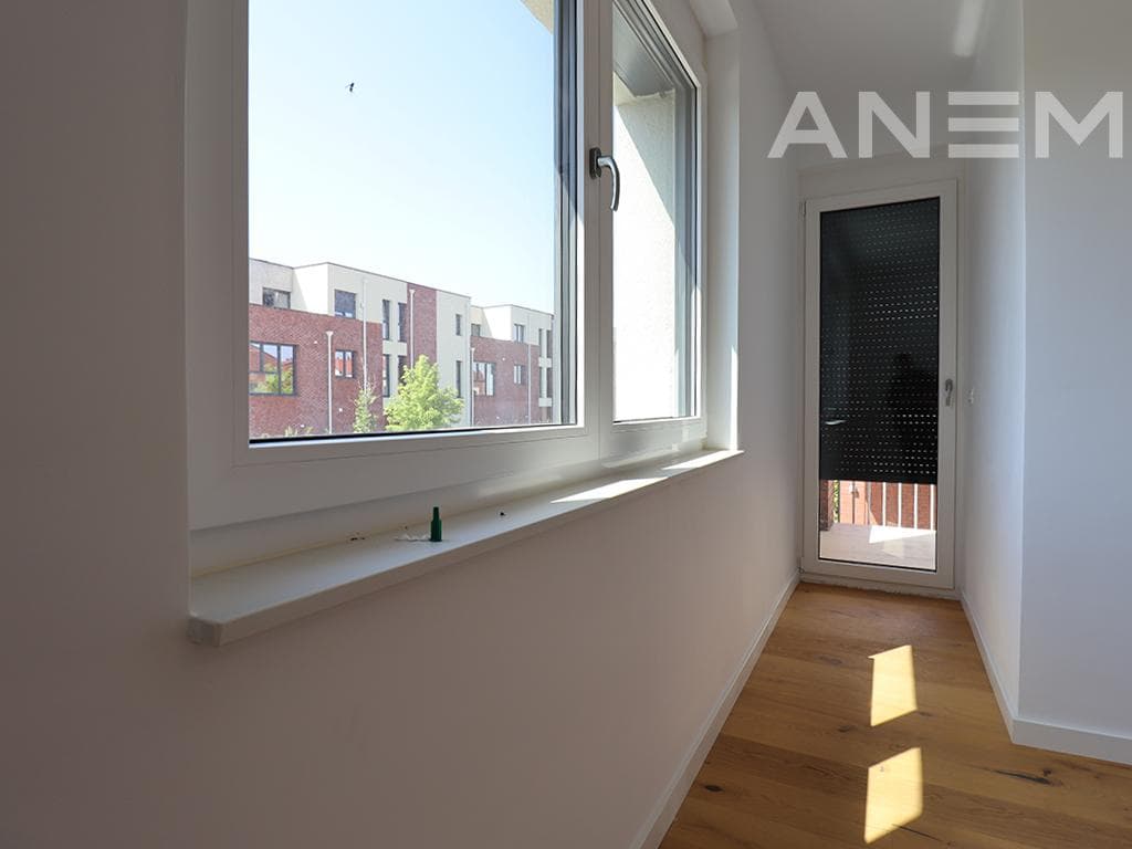 Shtëpi me qira 200m² + 100m² nënkulm në lagjen Qershia
