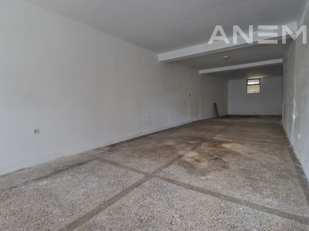 Lokal me qira 100m² në lagjen Kodra e Trimave