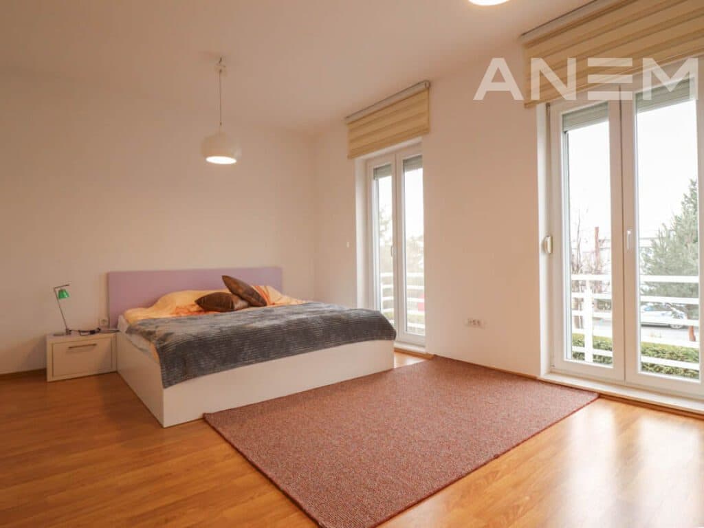 Shtëpi me qira 174m² në Marigona Residence