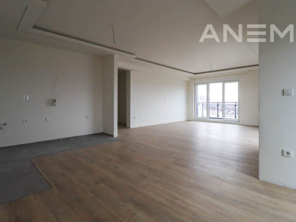 Penthouse me qira me 3 dhoma gjumi në lagjen Kalabria 2