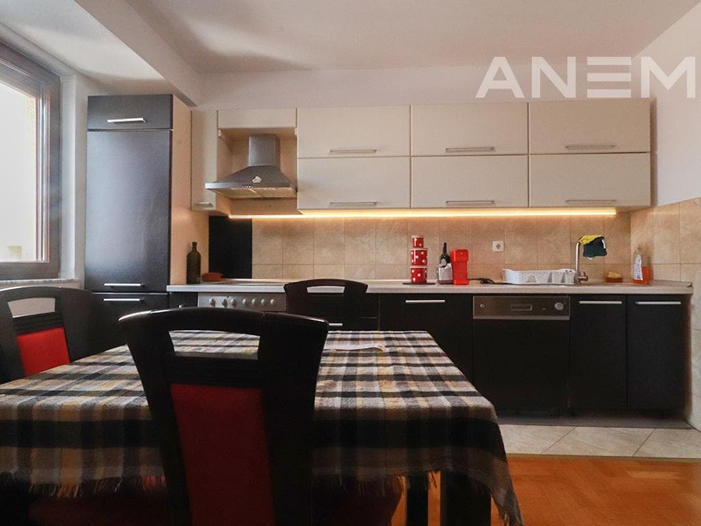 Banesë në shitje 89m² te Qafa 2