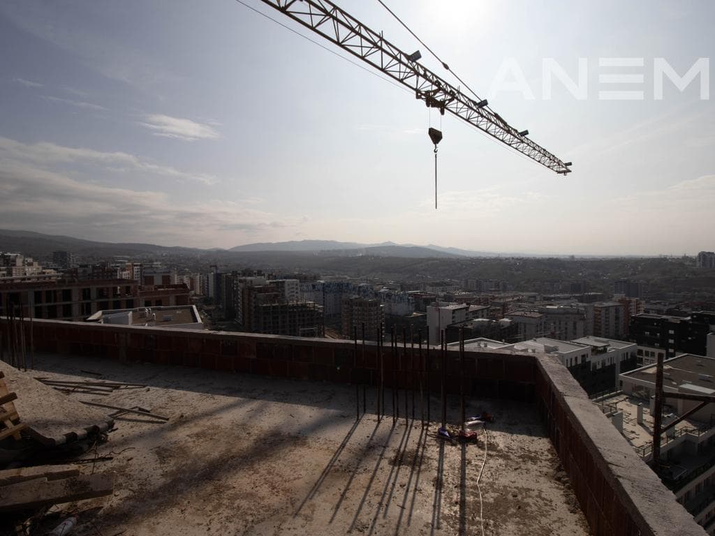 Penthouse në shitje 164.2m² + 139m² tarracë në Mat 1