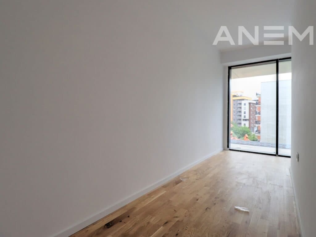 Banesë në shitje 180m² në Rrugën A 3