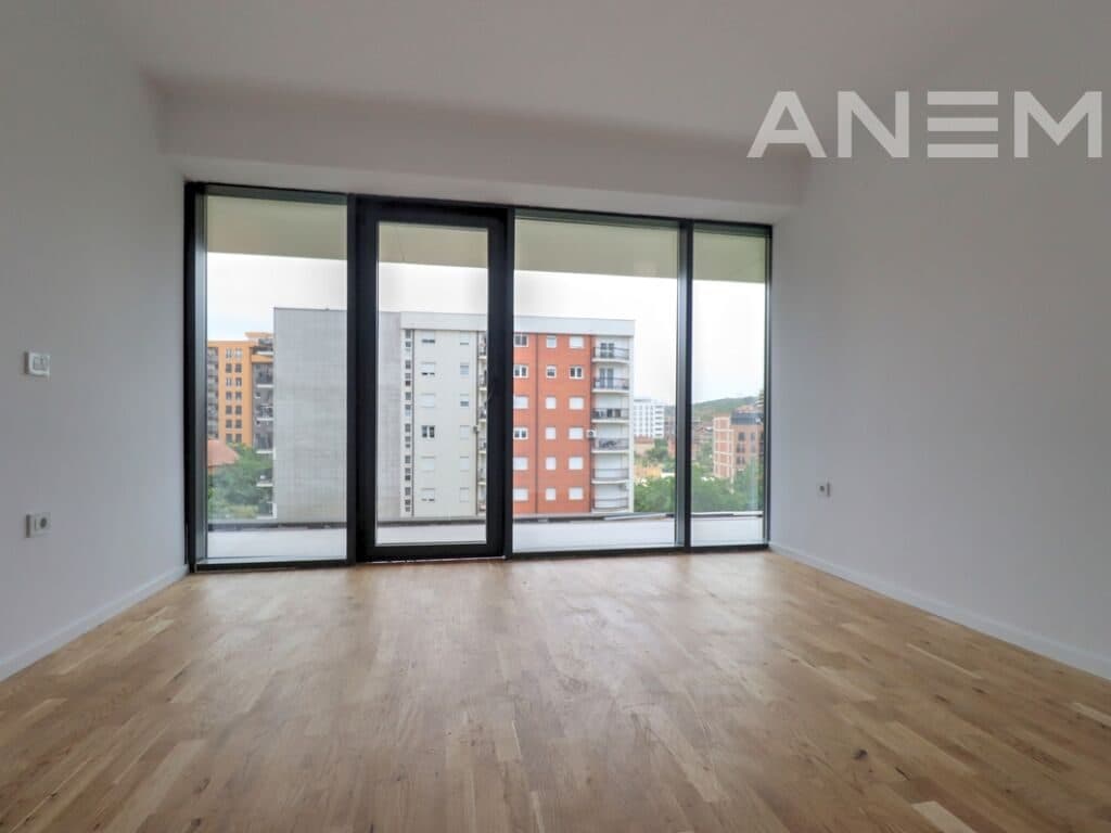 Banesë në shitje 180m² në Rrugën A 4