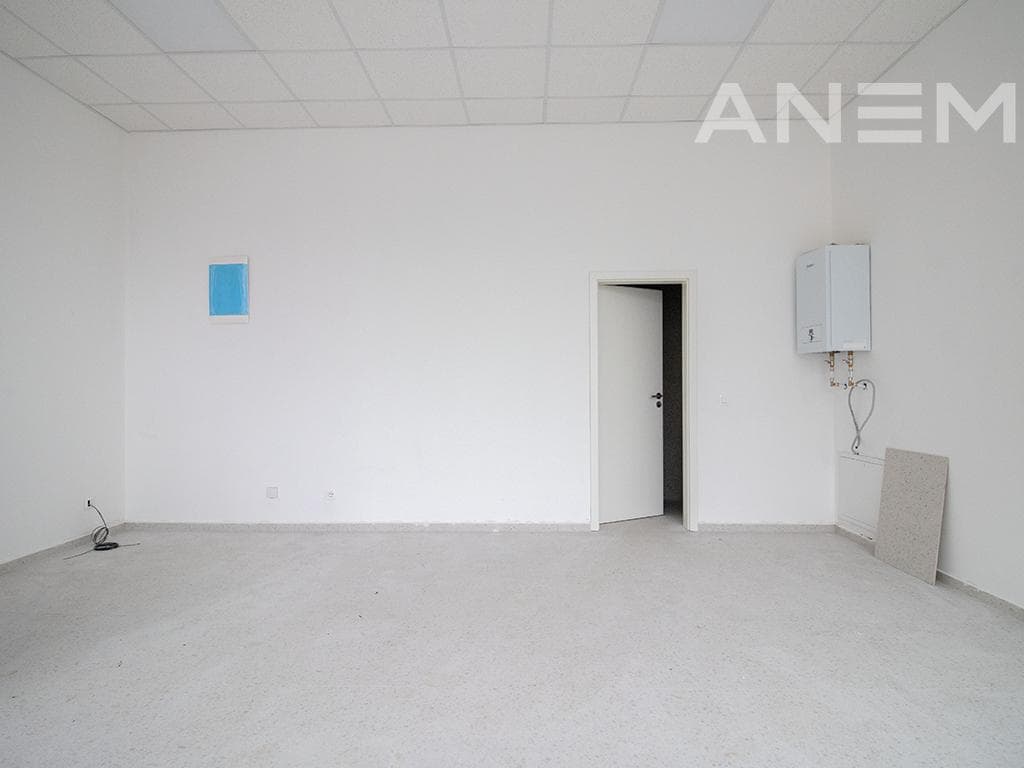 Lokal në shitje 35.31m² në Veternik 2