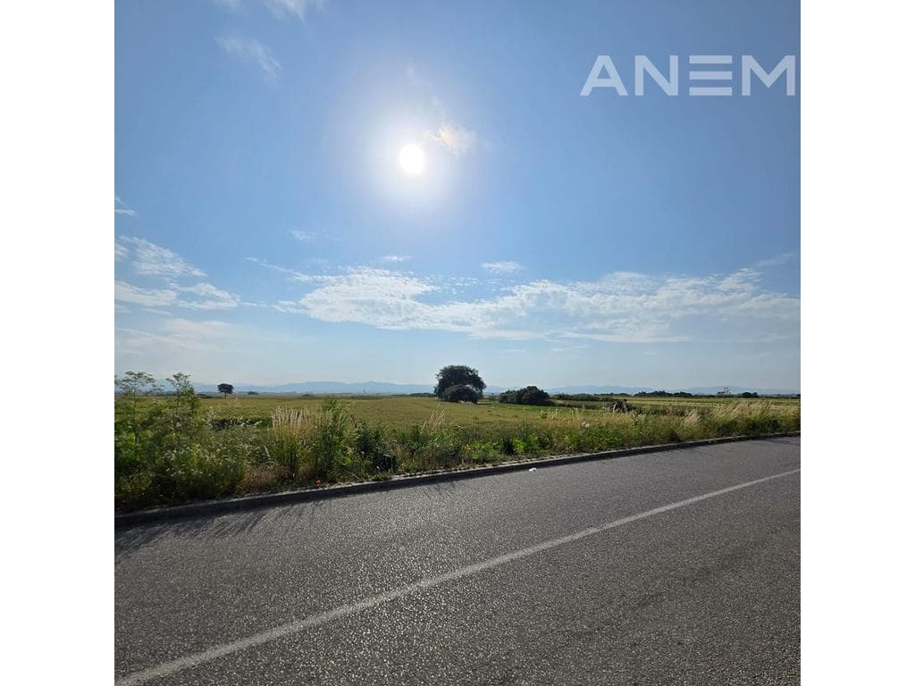 Tokë në shitje 42 ari në Skullan ,185.000Euro