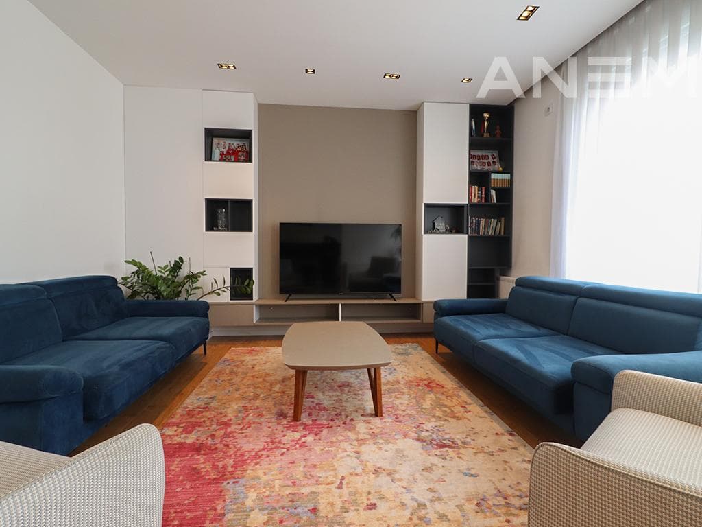 Penthouse në shitje 155.36m² + 54m² tarracë në Muharrem Fejza