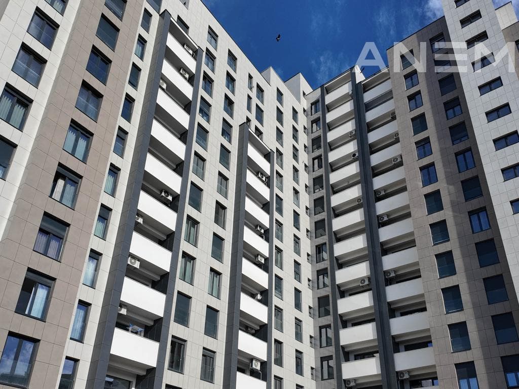 Penthouse në shitje 127m² + 73m² tarrace në Bregun e Diellit