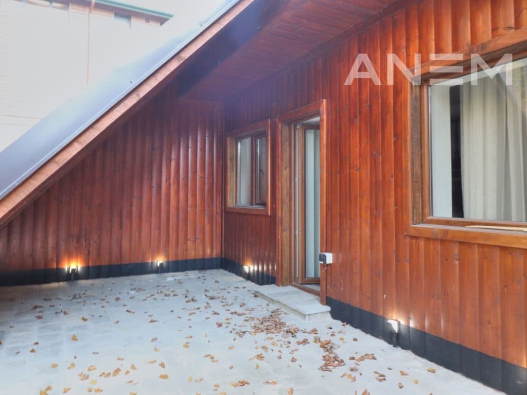 Vila në shitje 233m2 në Brezovicë