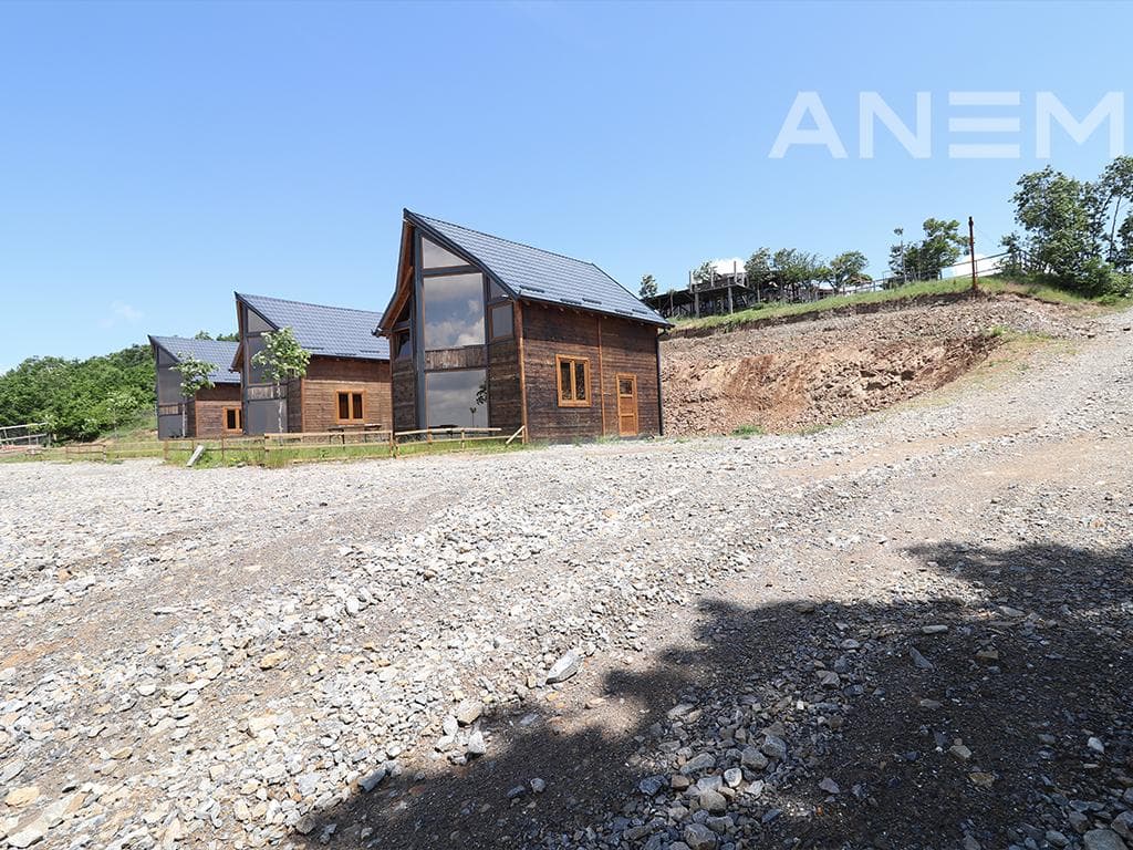 Restoran në shitje 600m² në fshatin Koliq 4
