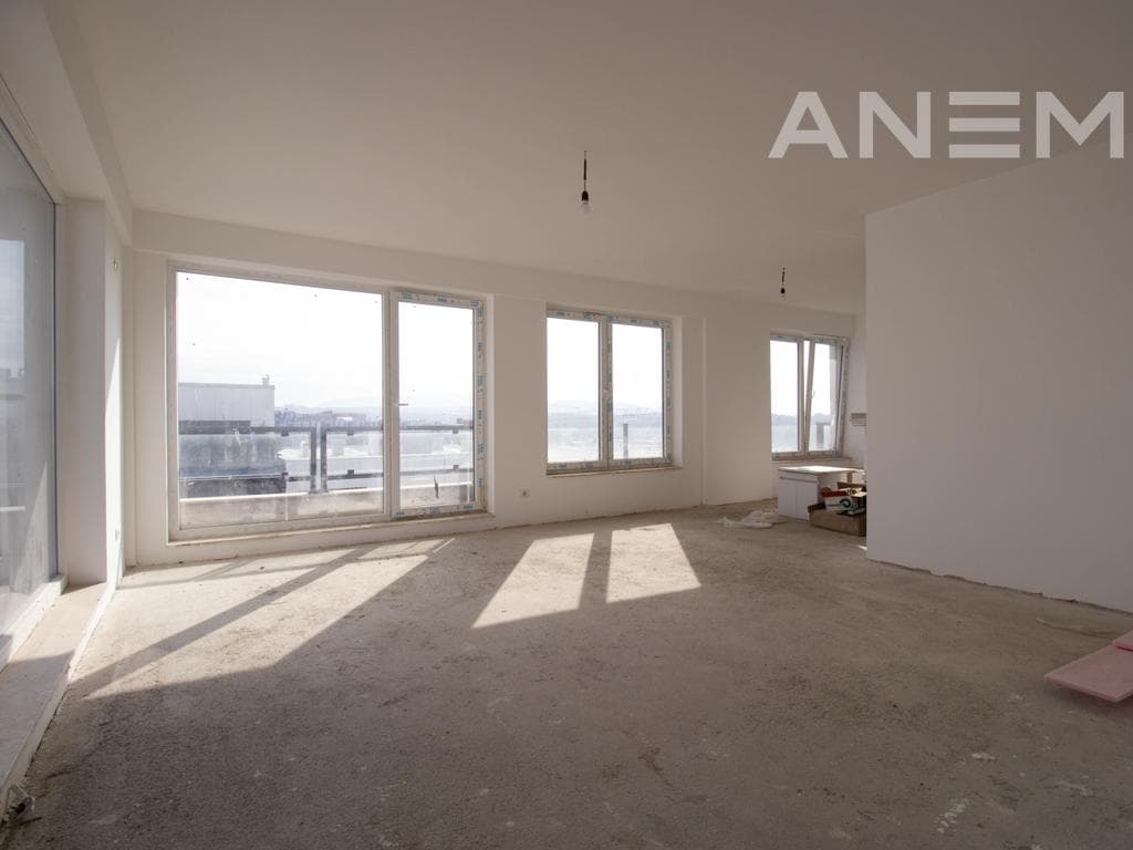 Penthouse në shitje 177m² + 259.50m² tarracë në Mat 1 2