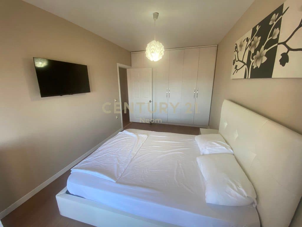Jepet me Qira Apartament 2+1 pranë Rrugës Dritan Hoxha 4