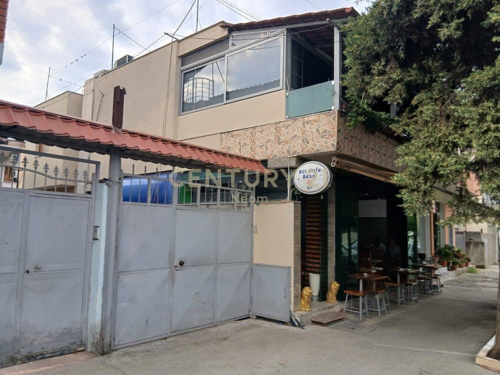 Shpallje për Shitje Prone: Bar-Kafe dhe Banesë 2-Kate në Tiranë - 593,952€ | 236m² 2