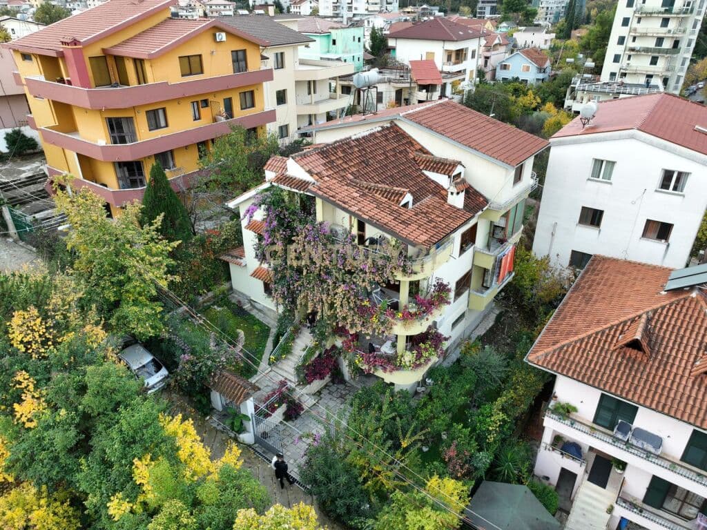 INDIVIDUAL VILLAS FOR SALE NEAR GERMAN VILLAS! 2