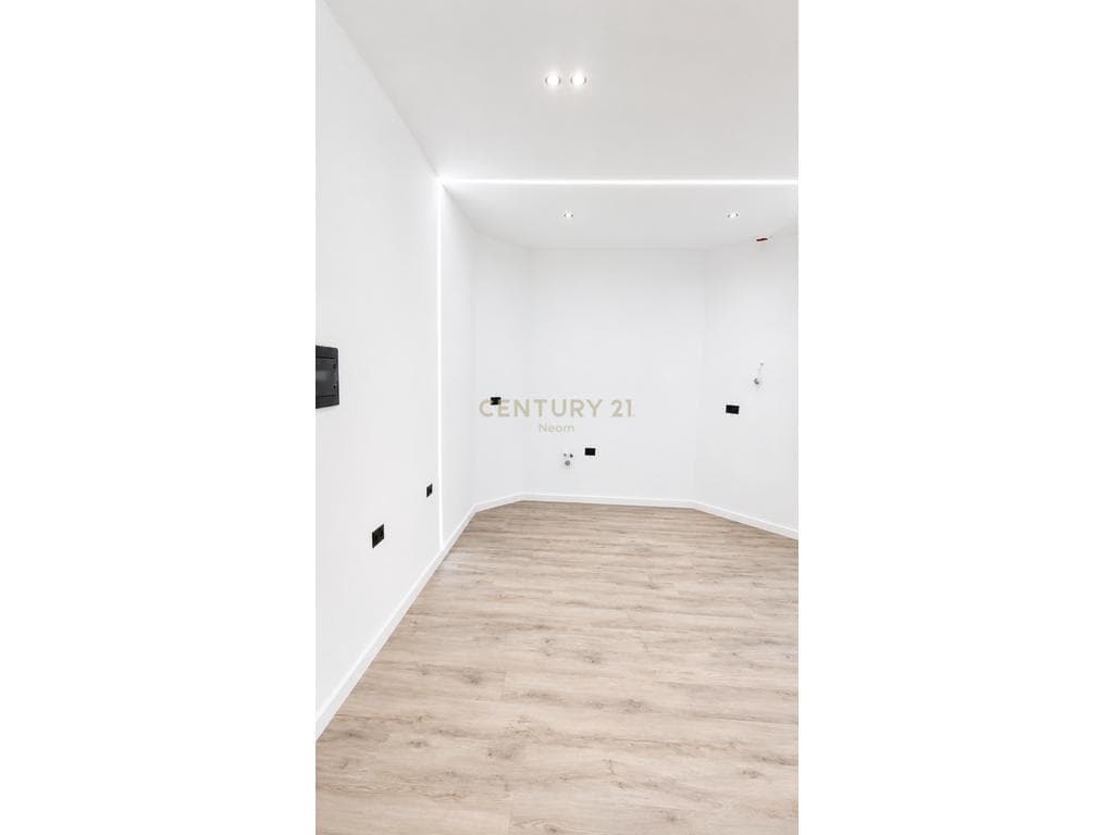 Shitet apartament 1+1 në Lungomare, Vlorë – një mundësi perfekte për banim ose investim! 3